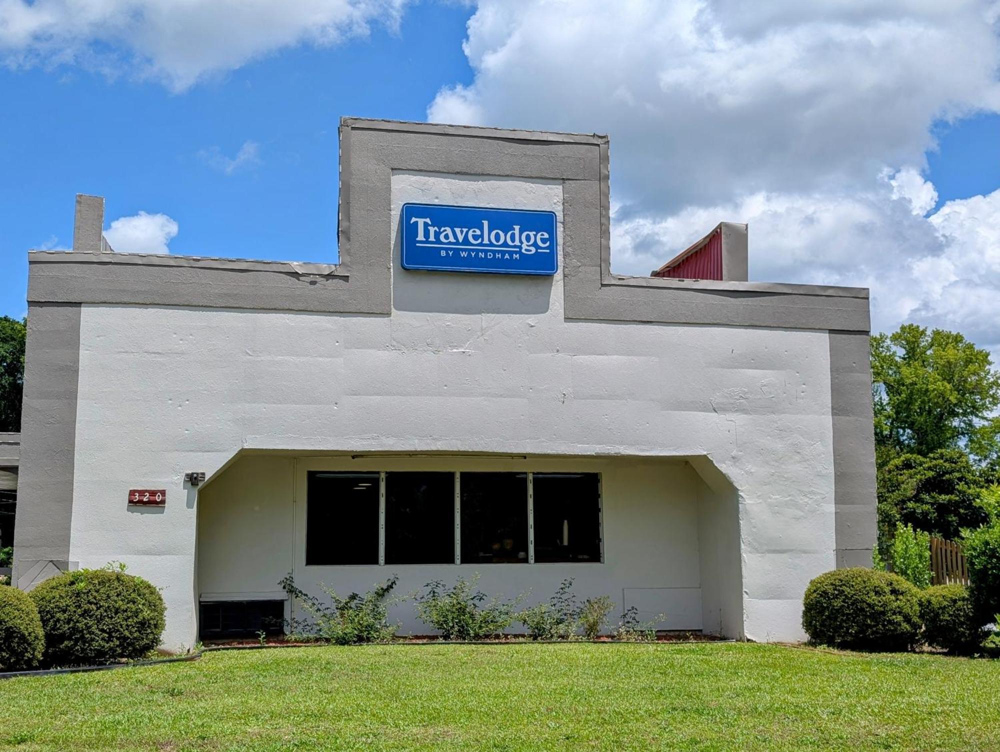 Travelodge By Wyndham פורסית' מראה חיצוני תמונה