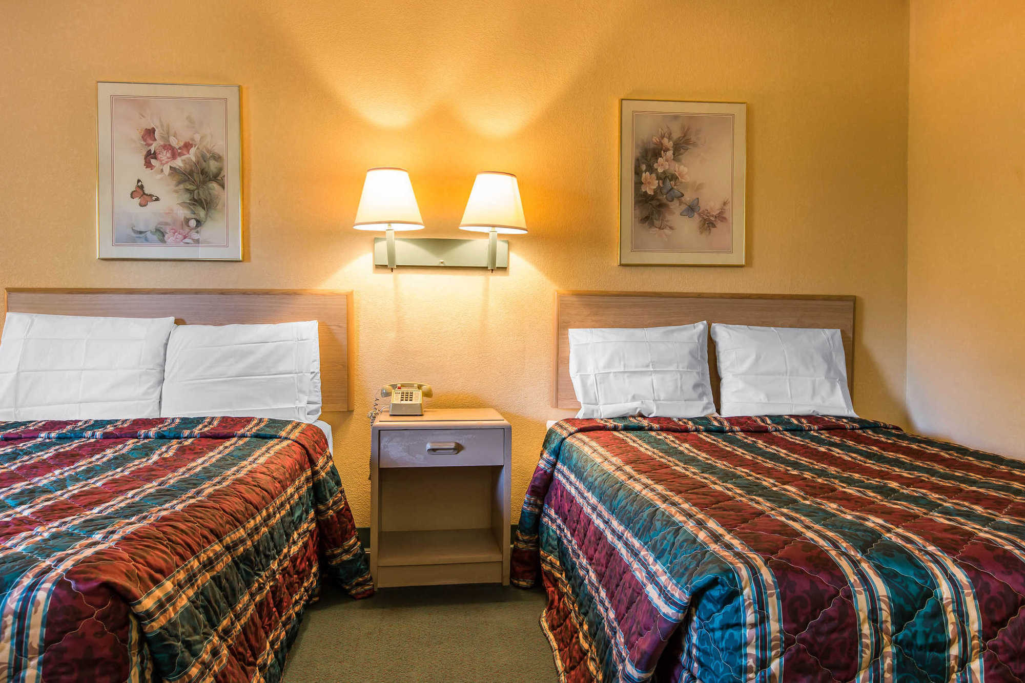 Travelodge By Wyndham פורסית' חדר תמונה