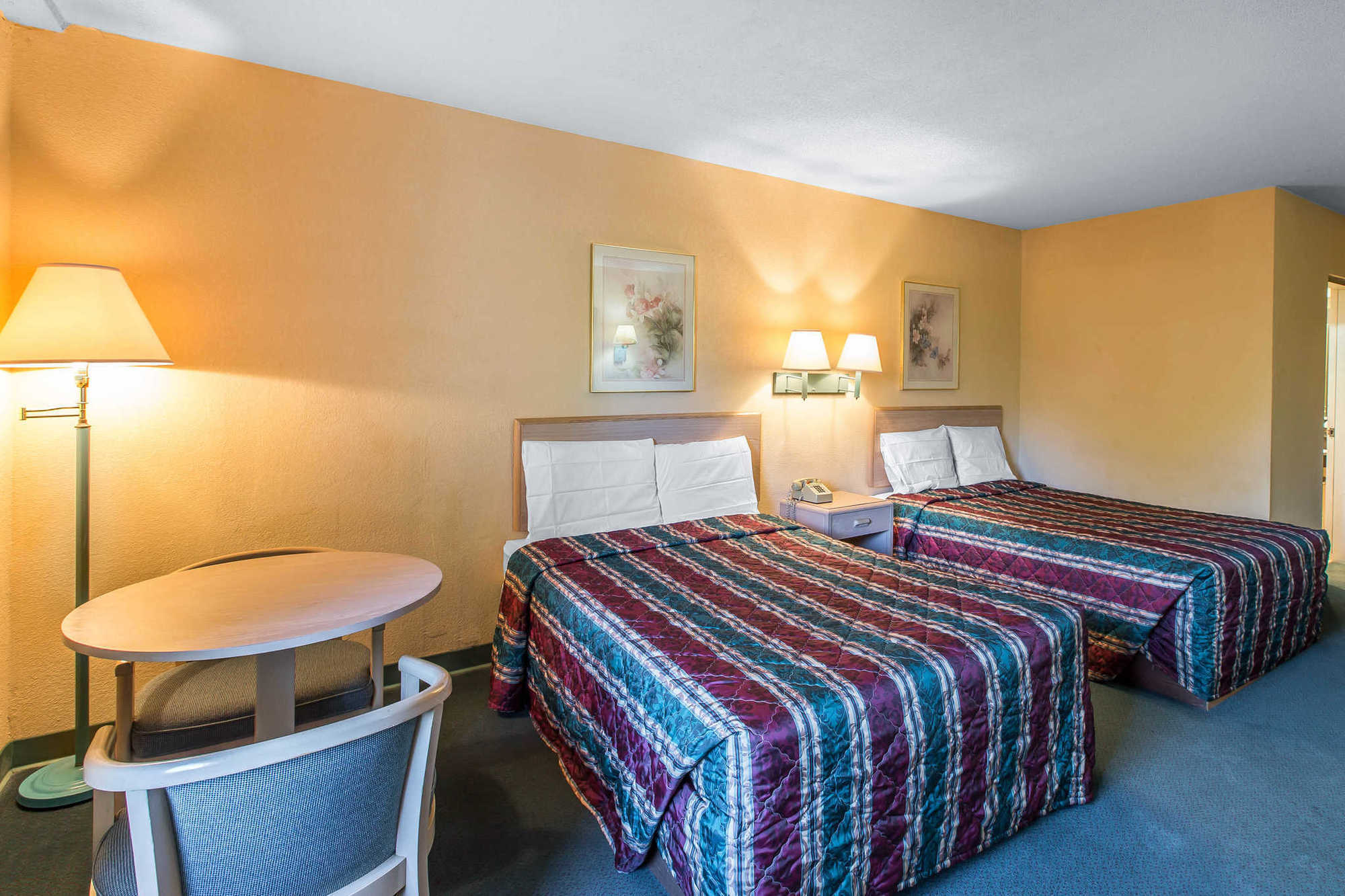 Travelodge By Wyndham פורסית' חדר תמונה
