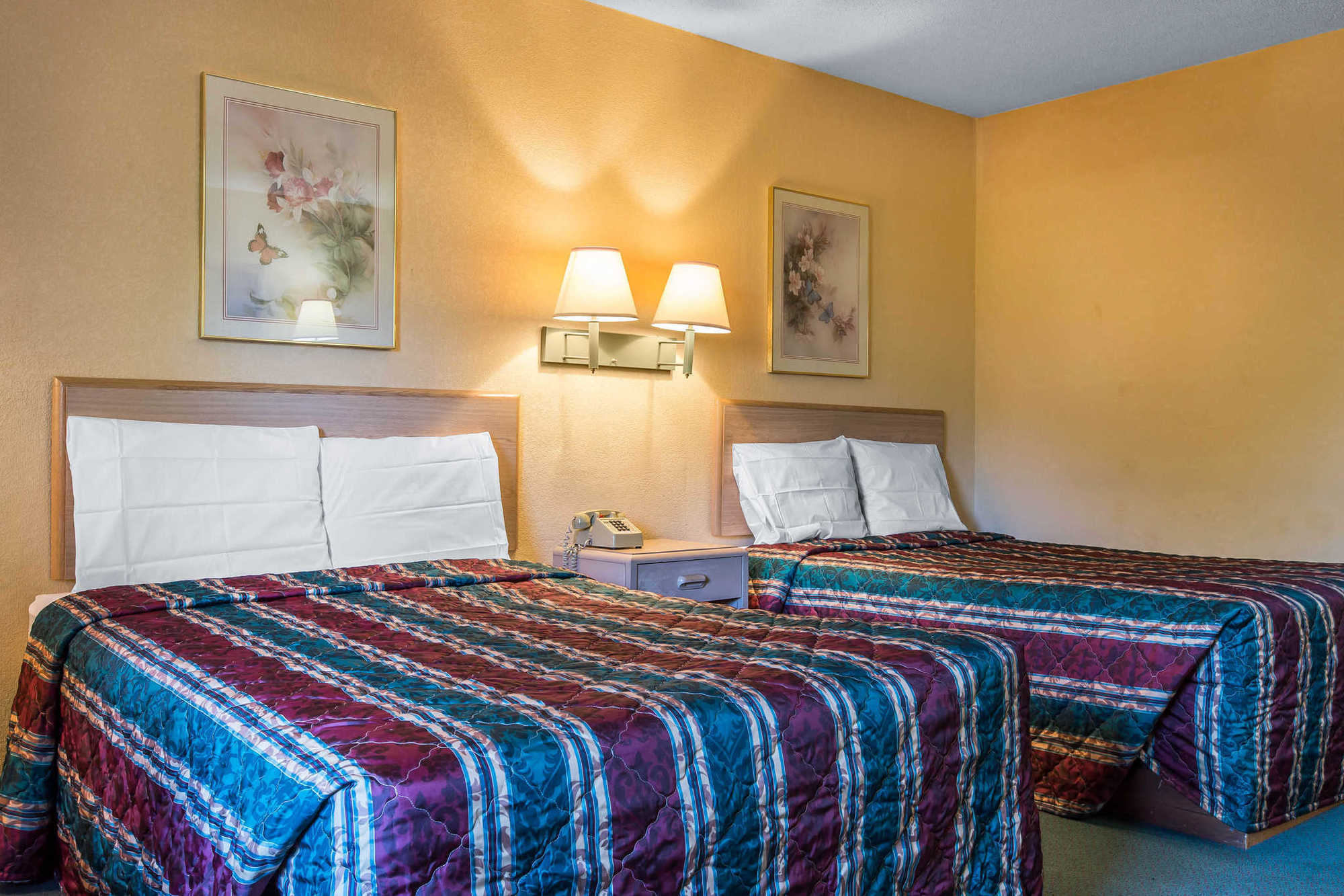 Travelodge By Wyndham פורסית' חדר תמונה